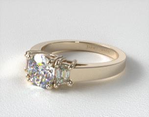 Yellow gold engagement ring
